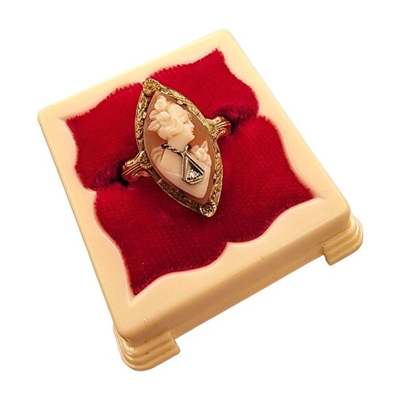 Vintage Cameo Ring With Diamond Accent In Ornate Gold Setting Original Box RARE - Picture 3 of 14